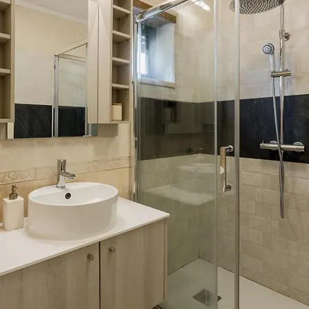 Apartman Bright With Balcony In