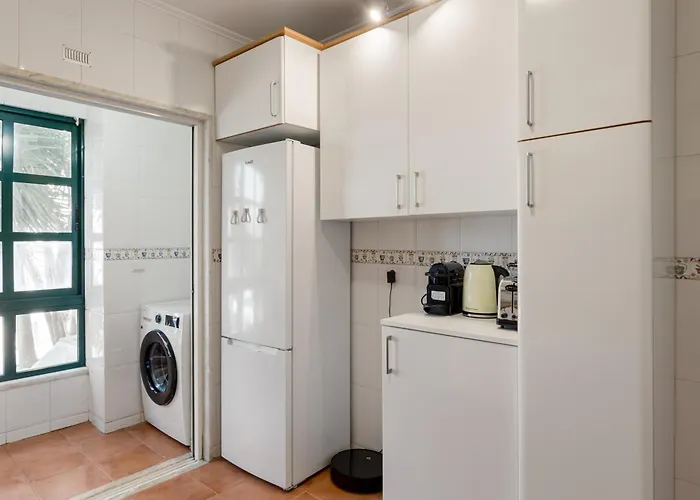 Bright With Balcony In Lejlighed *